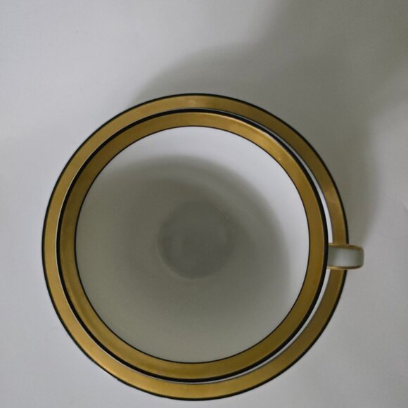 Aragon By Hutschenreuther Footed Cup And Saucer - Picture 8 of 13
